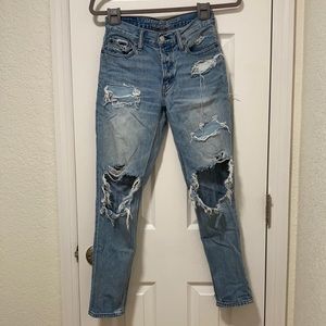 Thrashed high waisted American Eagle jeans